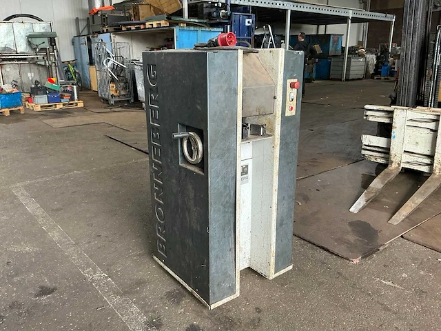 2015 bronneberg kab x kabelstripmachine - afbeelding 11 van  13