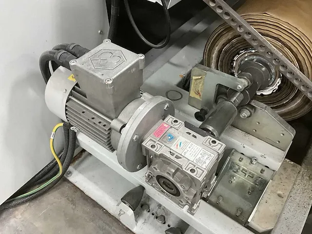 2015 cefla mito 2k lak spuitmachine - afbeelding 10 van  35