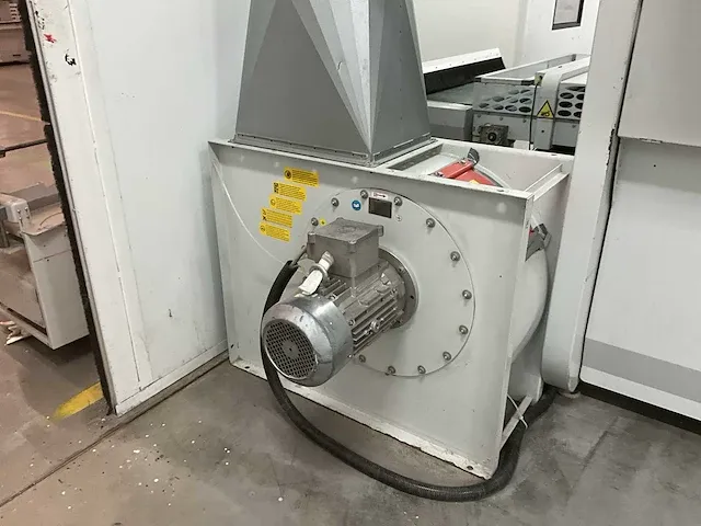 2015 cefla mito 2k lak spuitmachine - afbeelding 15 van  35