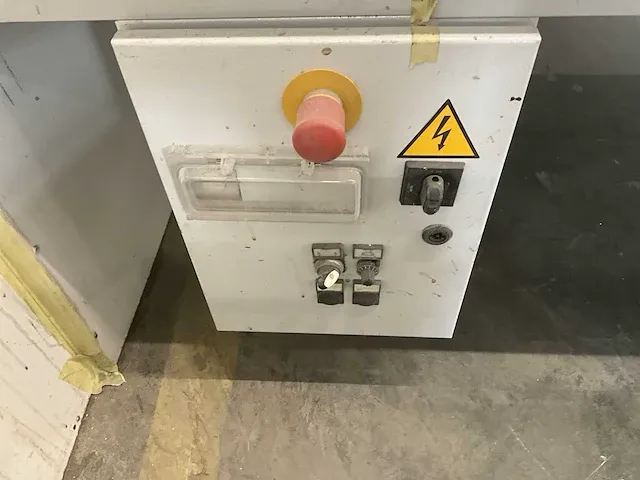 2015 cefla mito 2k lak spuitmachine - afbeelding 19 van  35