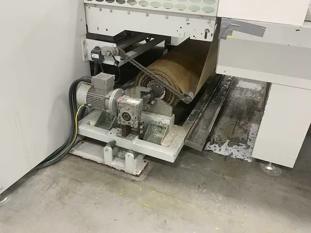 2015 cefla mito 2k lak spuitmachine - afbeelding 24 van  35