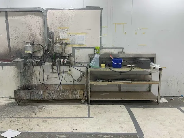 2015 cefla mito 2k lak spuitmachine - afbeelding 27 van  35