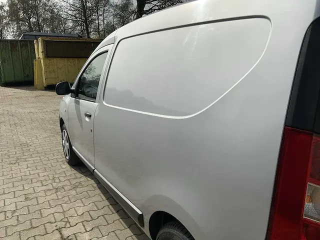 2015 dacia dokker 1.5 dci 75 ambiance bedrijfswagen - afbeelding 31 van  35