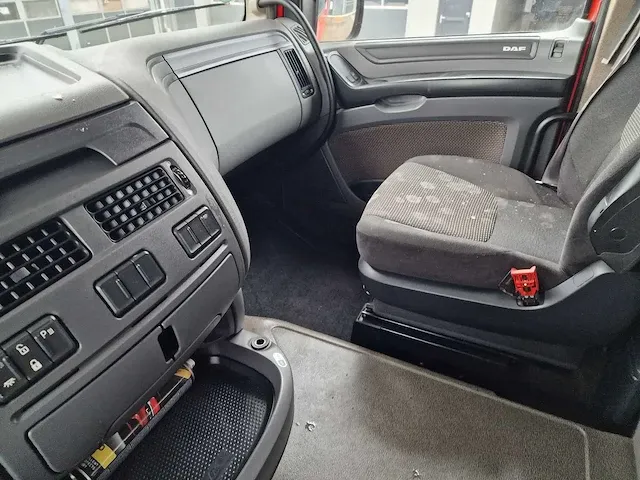2015 daf xf 440 vrachtwagen - afbeelding 33 van  63