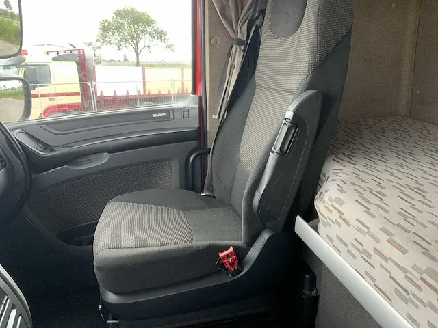 2015 daf xf 440 vrachtwagen - afbeelding 40 van  63