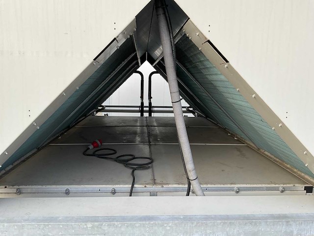 2015 daikin ewad310d-sx0004 chiller luchtgekoeld - afbeelding 4 van  21