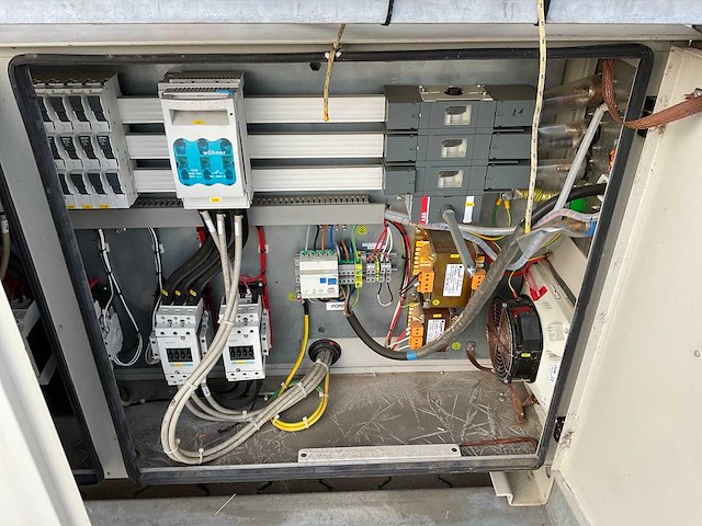 2015 daikin ewad310d-sx0004 chiller luchtgekoeld - afbeelding 6 van  20