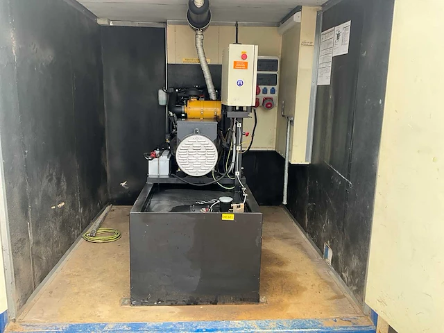 2015 de wit silent cont 8ft stroomgenerator - afbeelding 5 van  17