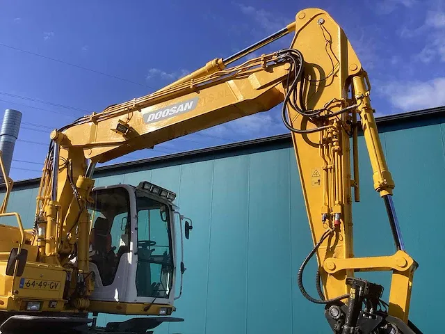 2015 doosan dx170w-5 banden graafmachine - afbeelding 42 van  42