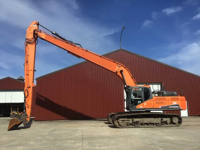 2015 doosan dx300lc-5 rupsgraafmachine - afbeelding 2 van  42