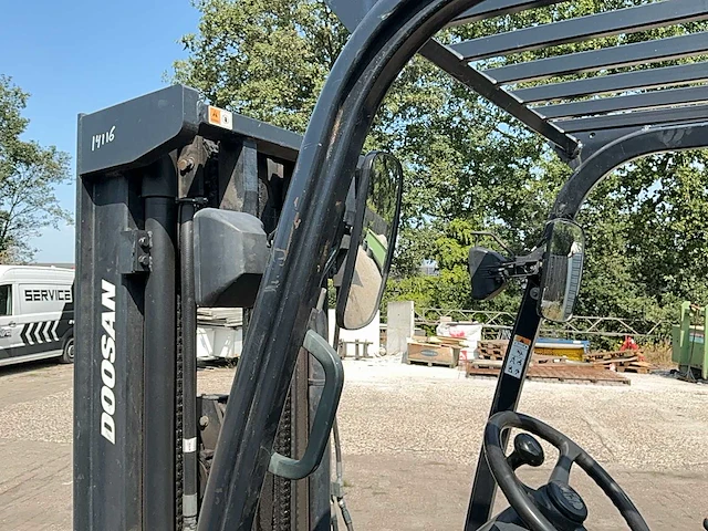 2015 doosan lp / g25e-5 vorkheftruck - afbeelding 27 van  38