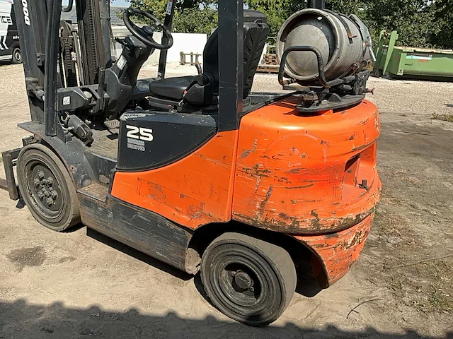 2015 doosan lp / g25e-5 vorkheftruck - afbeelding 36 van  38