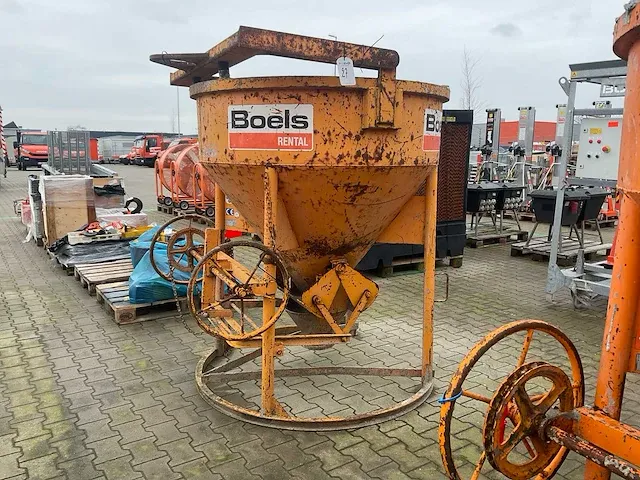 2015 eichinger 1016h.12 betonkubel - afbeelding 1 van  6