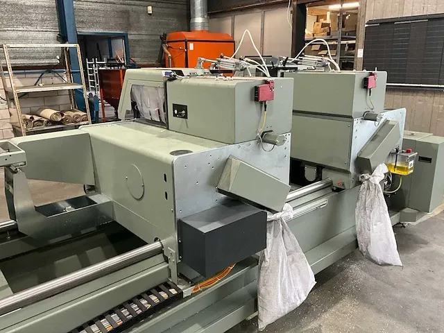 2015 emmegi radial star 550 tu/6 dubbele afkortcirkelzaagmachine - afbeelding 11 van  22