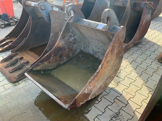 2015 eurosteel d0v055-2 dieplepelbak cw30 - afbeelding 1 van  9