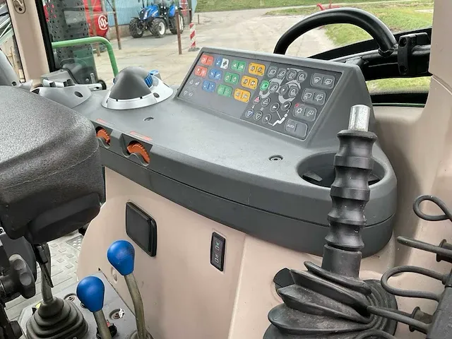 2015 fendt 310 power (gps) vierwielaangedreven landbouwtractor - afbeelding 19 van  43