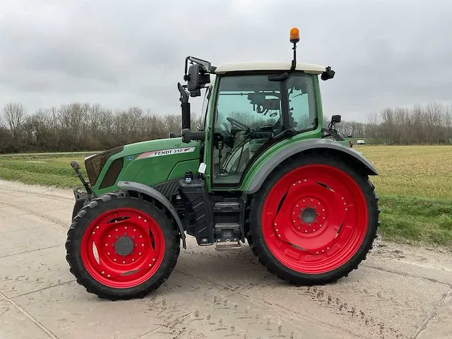 2015 fendt 310 power (gps) vierwielaangedreven landbouwtractor - afbeelding 12 van  43