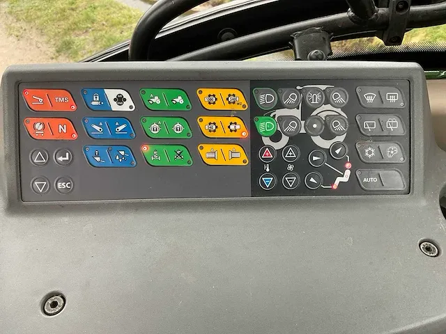 2015 fendt 310 power (gps) vierwielaangedreven landbouwtractor - afbeelding 27 van  43