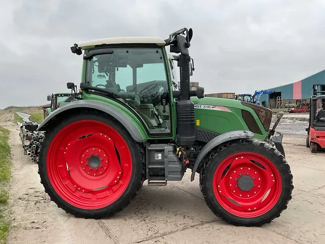 2015 fendt 310 power (gps) vierwielaangedreven landbouwtractor - afbeelding 41 van  43
