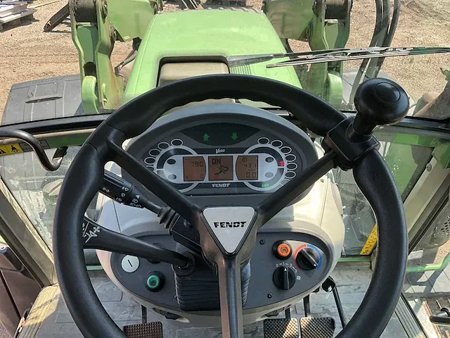 2015 fendt 310 vario tms vierwielaangedreven landbouwtractor - afbeelding 20 van  42