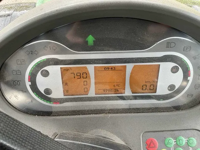 2015 fendt 720 profi vierwielaangedreven landbouwtractor - afbeelding 17 van  26