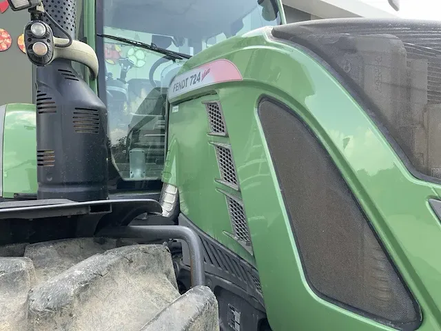 2015 fendt 724 s4 power vierwielaangedreven landbouwtractor - afbeelding 19 van  35