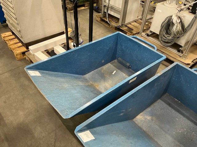 2015 fetra 4701 kiepbak - afbeelding 1 van  5