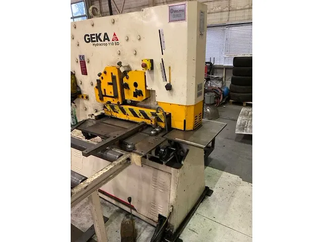 2015 geka hydracrop 110 sd cnc pons- en knipmachine - afbeelding 5 van  24