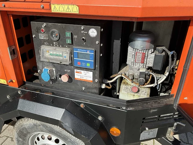 2015 generac mobile products vb9 led lichtmast aggregaat aanhangwagen - afbeelding 4 van  22