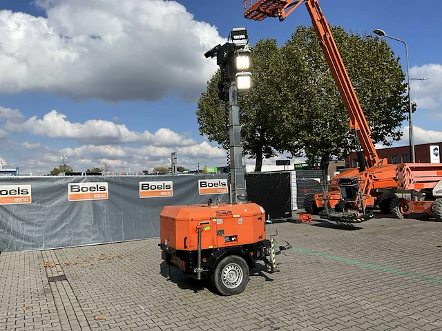2015 generac mobile products vb9 led lichtmast aggregaat aanhangwagen - afbeelding 1 van  22