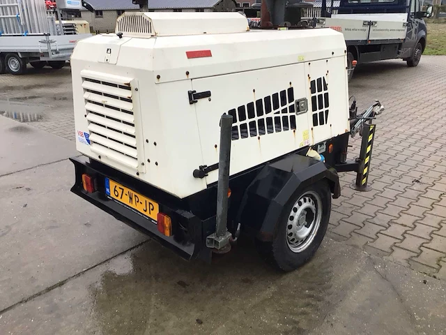 2015 generac vt-1 mobiele lichtmast - afbeelding 4 van  7