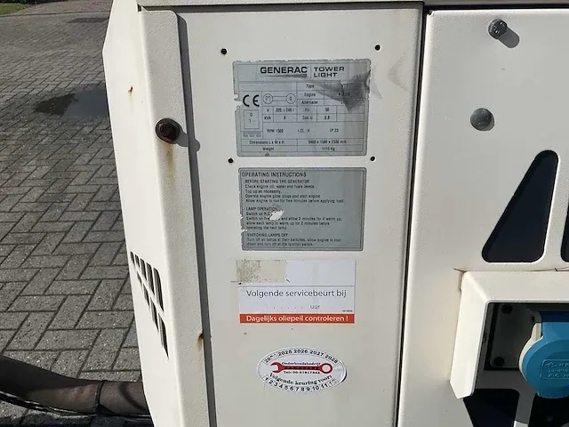 2015 generac vt1 lichtmast generator - afbeelding 8 van  10