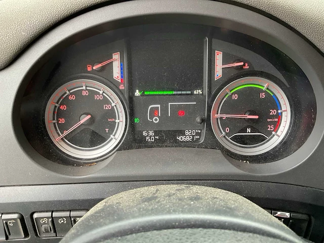 2015 ginaf cf 410 6x4 euro6 vrachtwagen - afbeelding 24 van  35