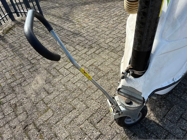 2015 glutton 2411 electric reinigingsmachine - afbeelding 2 van  24