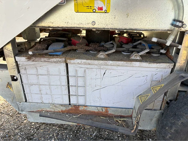 2015 glutton 2411 electric reinigingsmachine - afbeelding 18 van  24