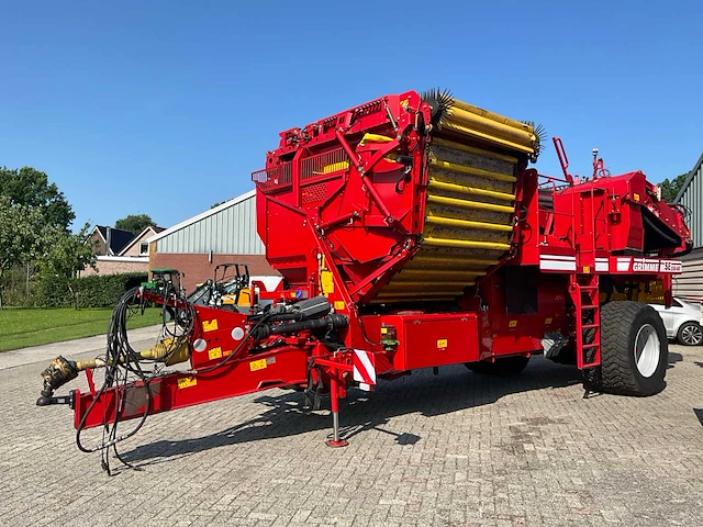2015 grimme se 150-60 getrokken aardappelrooier - afbeelding 1 van  47