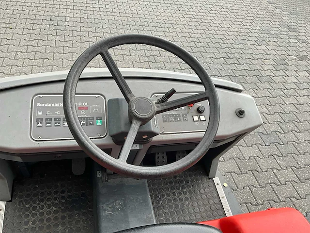2015 hako scrubmaster b310 r cl zelfrijdende veegmachine - afbeelding 4 van  22