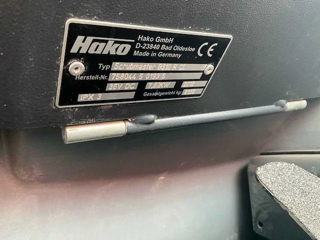 2015 hako scrubmaster b310 r cl zelfrijdende veegmachine - afbeelding 13 van  22