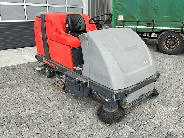 2015 hako scrubmaster b310 r cl zelfrijdende veegmachine - afbeelding 16 van  22