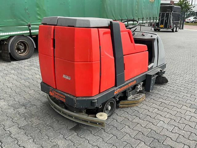 2015 hako scrubmaster b310 r cl zelfrijdende veegmachine - afbeelding 18 van  22