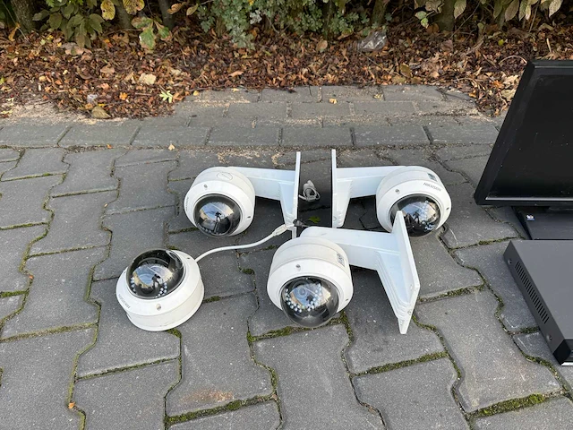 2015 hikvision beveiligingscamera (4x) - afbeelding 7 van  13