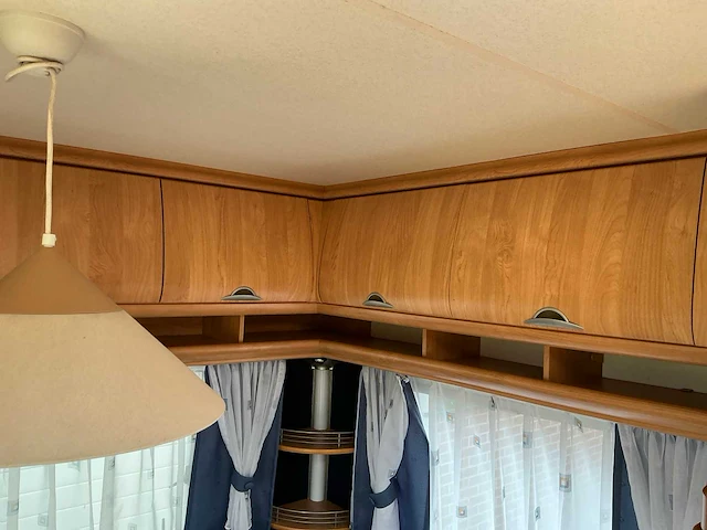 2015 hobby excellent easy caravan met voortent - afbeelding 5 van  58