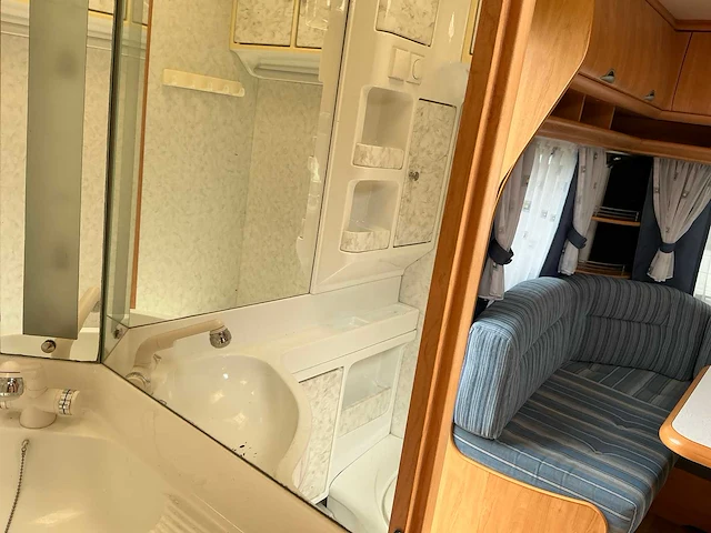 2015 hobby excellent easy caravan met voortent - afbeelding 21 van  58