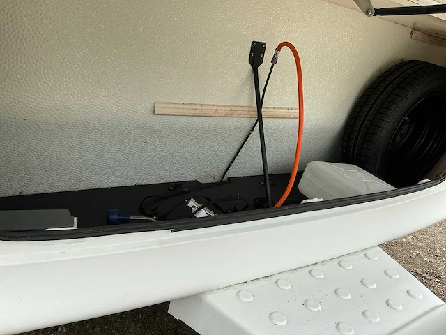2015 hobby excellent easy caravan met voortent - afbeelding 50 van  58