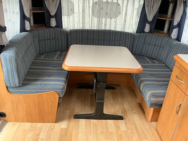 2015 hobby excellent easy caravan met voortent - afbeelding 56 van  58