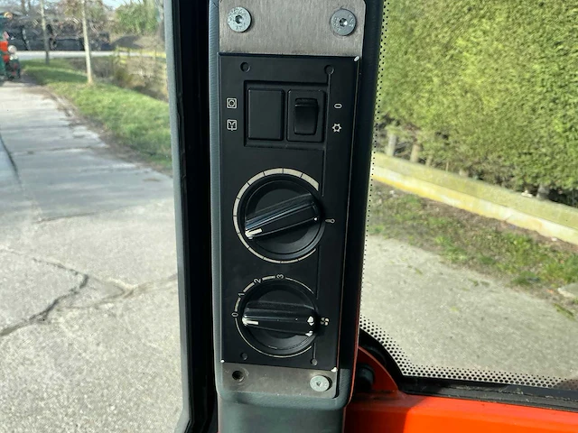 2015 holder c270 werktuigdrager - afbeelding 14 van  24