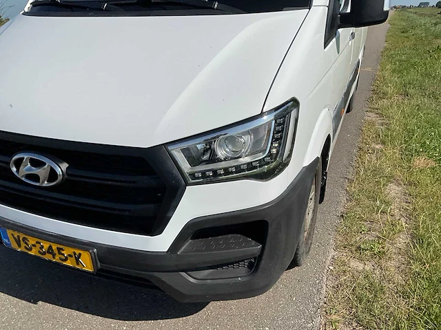 2015 hyundai h350 bedrijfswagen - afbeelding 3 van  36