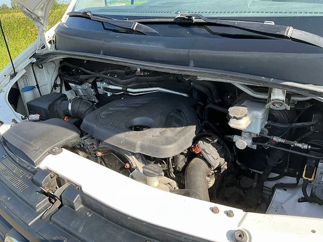 2015 hyundai h350 bedrijfswagen - afbeelding 30 van  36