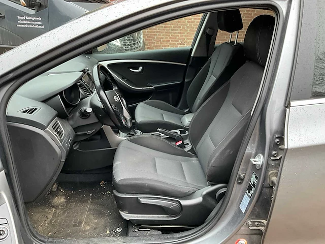 2015 hyundai i30 personenauto - afbeelding 4 van  31