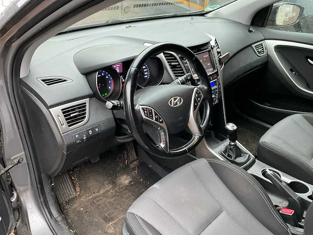 2015 hyundai i30 personenauto - afbeelding 5 van  31